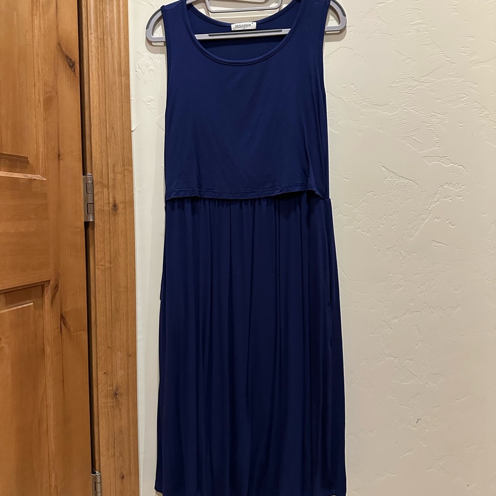 Sleeveless Navy Midi Dress for nursing